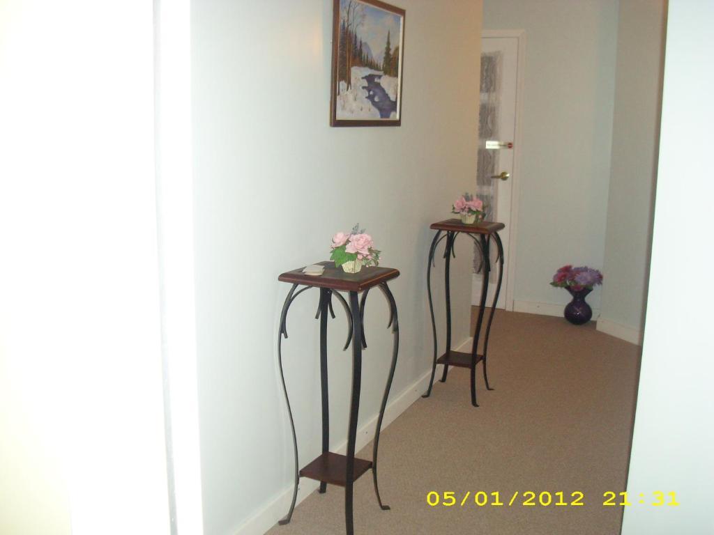 Villa Maria Country Inn Acheson Habitación foto